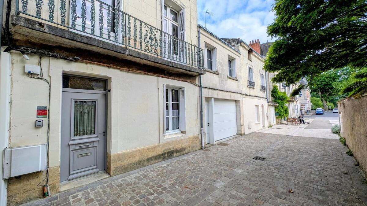 Photo 1 - Maison à CHINON