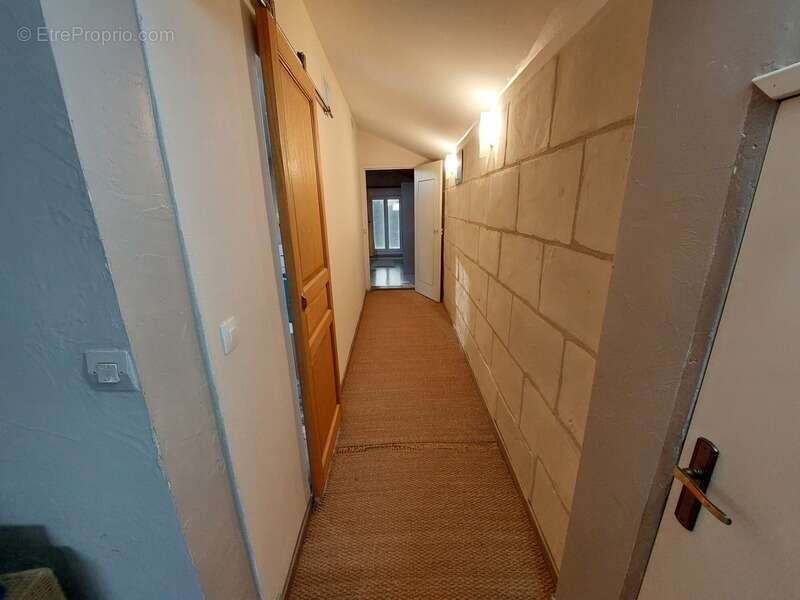 Maison à VILLEBERNIER