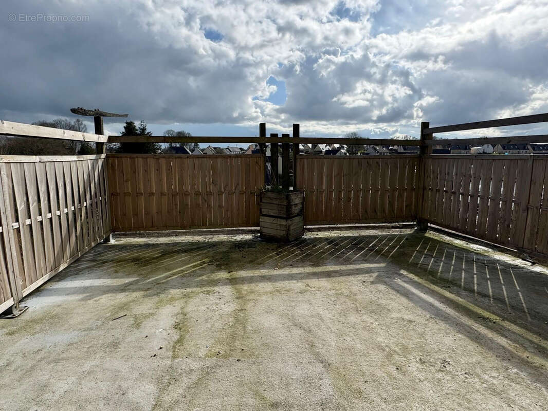 Appartement à ELLIANT