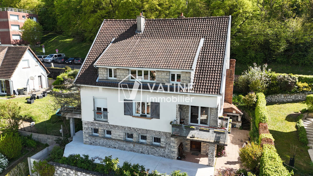Maison à CAUDEBEC-EN-CAUX