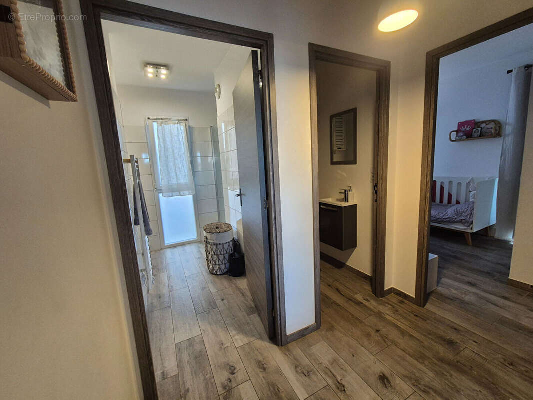 Appartement 67m² à borgo - photo 5
