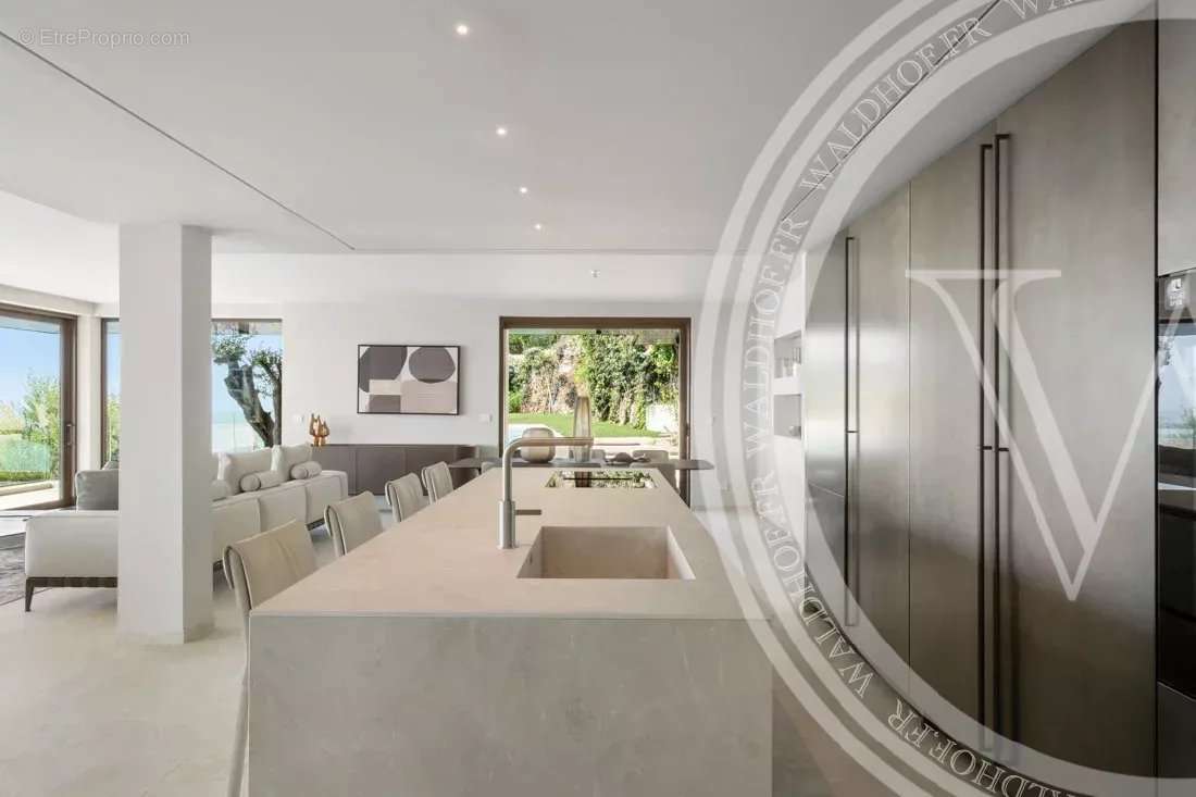 Maison à ROQUEBRUNE-CAP-MARTIN