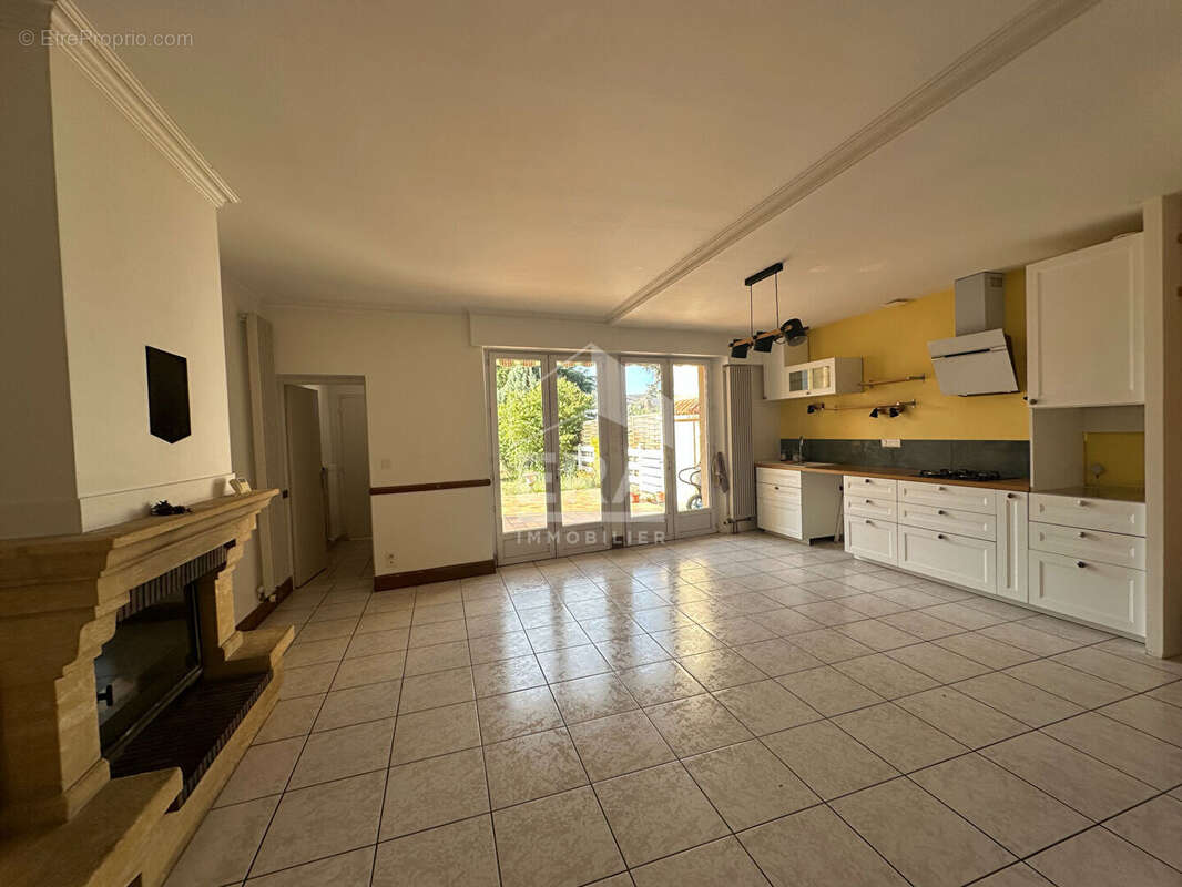Maison 145m² à châteauroux - photo 3