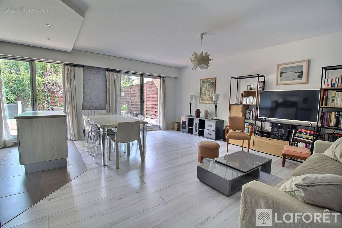 Appartement La Garenne Colombes 3 pièce(s) 67.5 m2 - photo 5