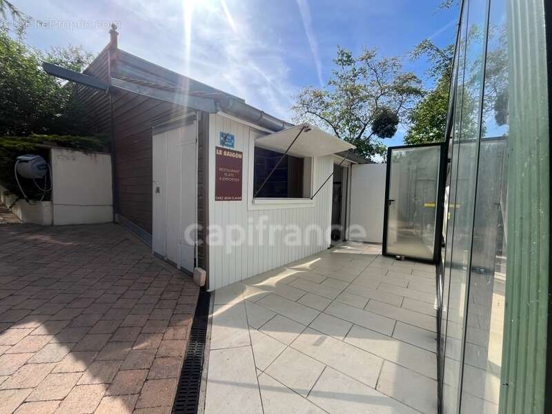Maison de village - dpe : c - 4 chambres - piscine couverte - aucuns travaux a prevoir - photo 14