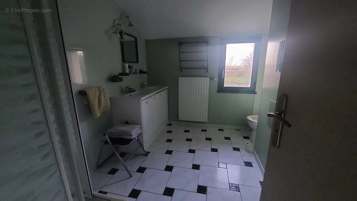 Maison à NUEIL-LES-AUBIERS