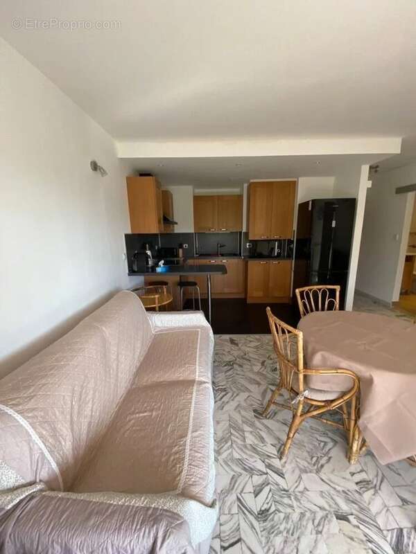 Appartement à MANDELIEU-LA-NAPOULE