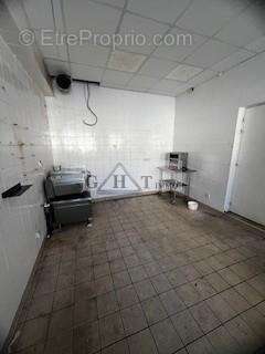 Commerce à AUBERVILLIERS