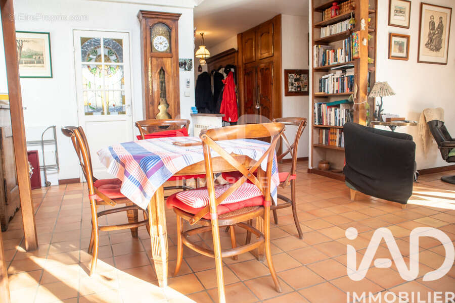 Photo 3 - Maison à OZOIR-LA-FERRIERE