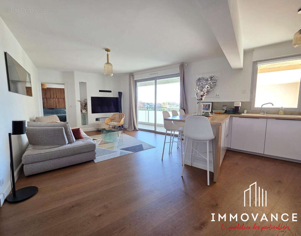 Appartement à CASTELNAU-LE-LEZ