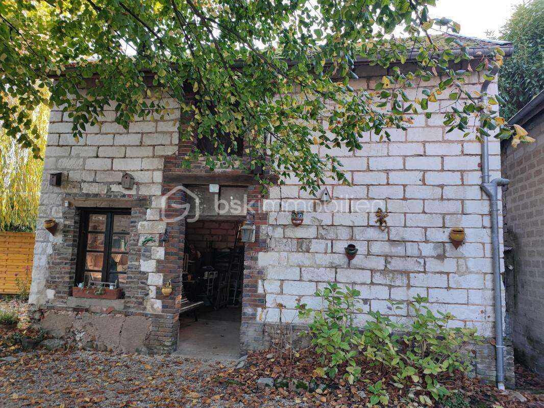 Maison à VILLENEUVE-L&#039;ARCHEVEQUE