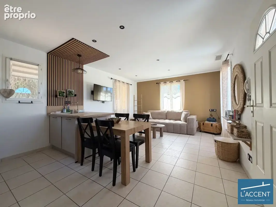 Maison 4 pièces 90 m² à vendre à Bellegarde (30127) - photo 4