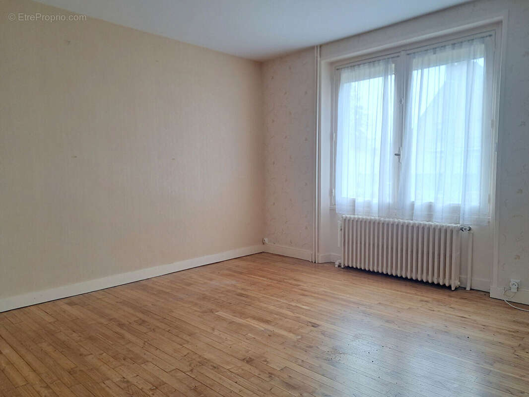 Maison à CHATELLERAULT