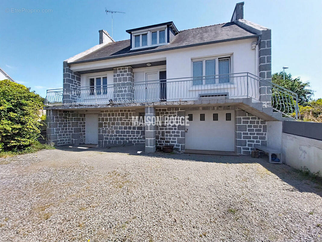 Maison 3 chambres sur terrain de 678 m² à Plouézec, commune côtière recherchée - photo 1