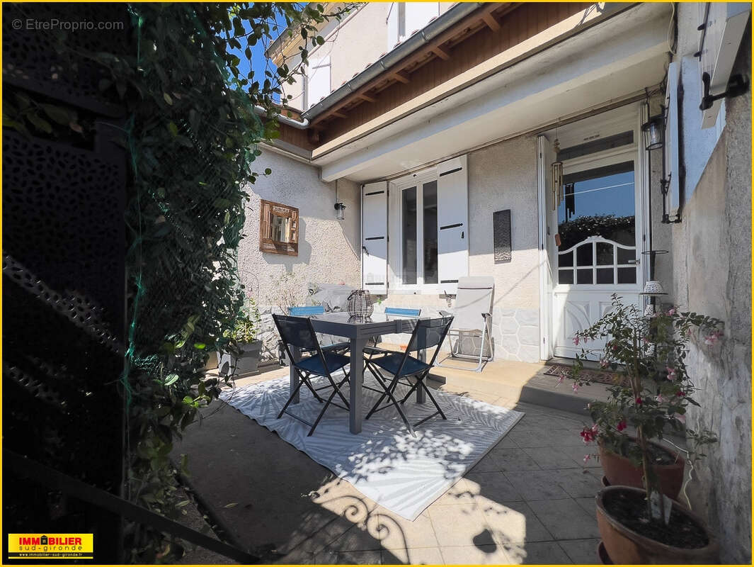 Maison à ILLATS