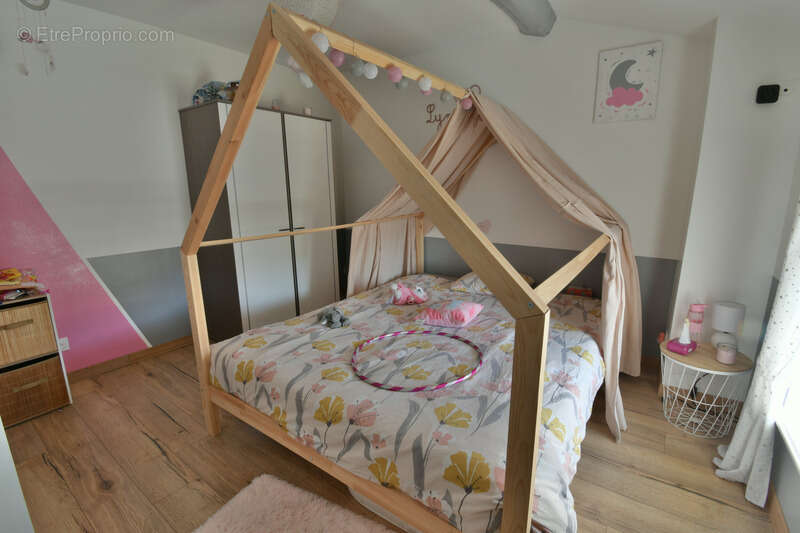 Maison à TONNAY-CHARENTE