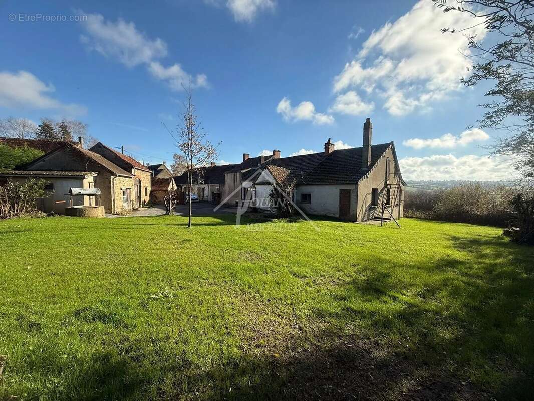 Maison à SAINT-HILAIRE