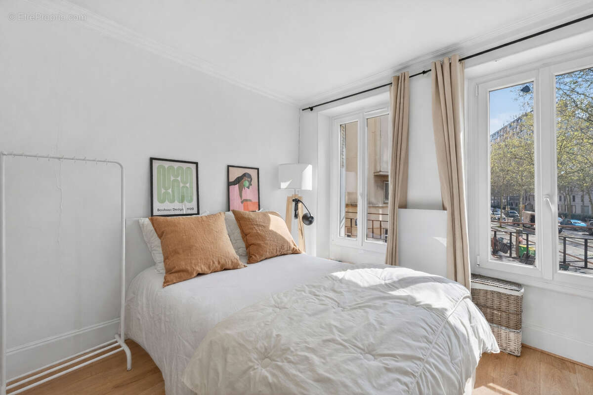 Appartement à PARIS-20E