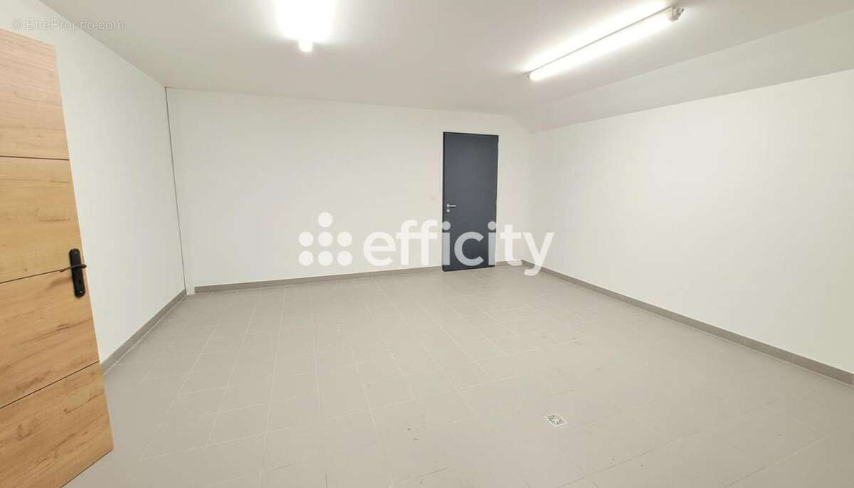Maison 150 m² à Artigueloutan  - photo 25