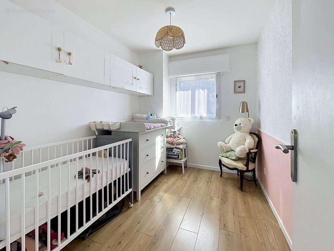 Appartement À Vendre - photo 7