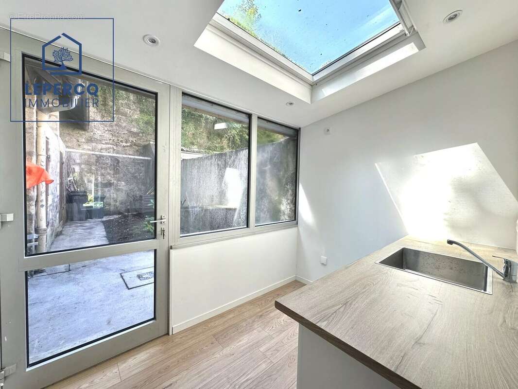 Maison à LA FERTE-MILON