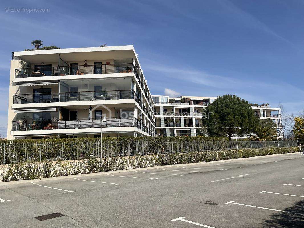 Appartement à SAINT-RAPHAEL