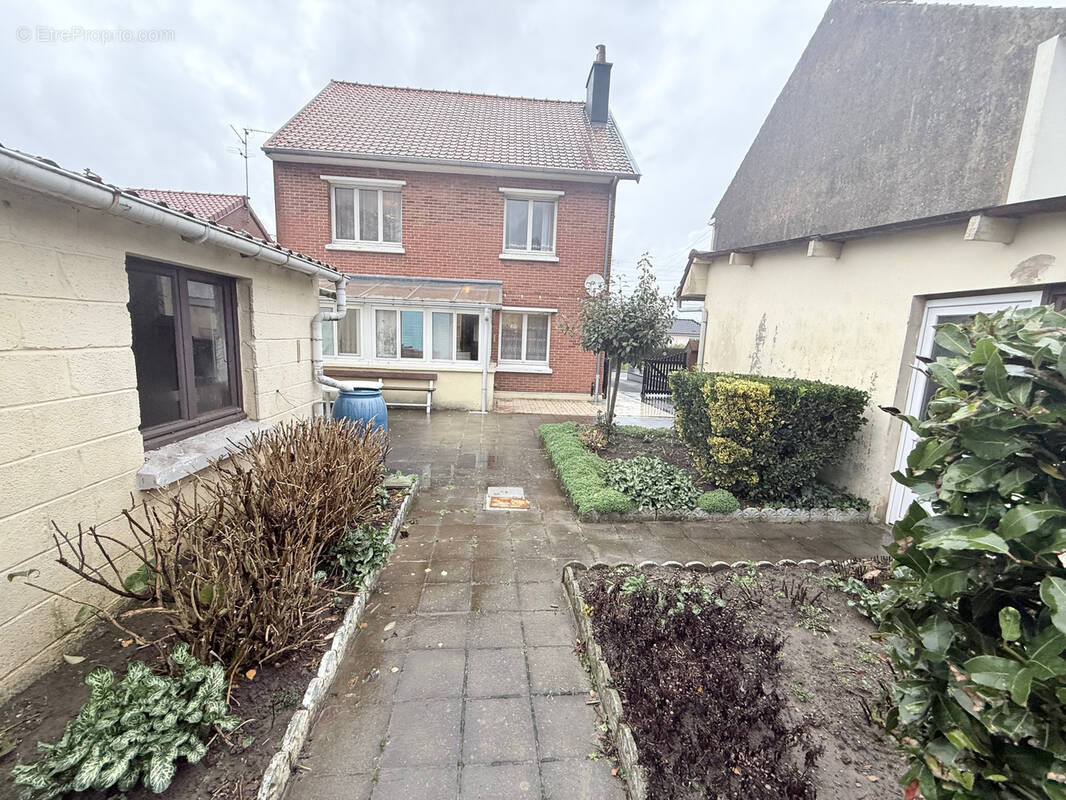 Maison à BRUAY-LA-BUISSIERE