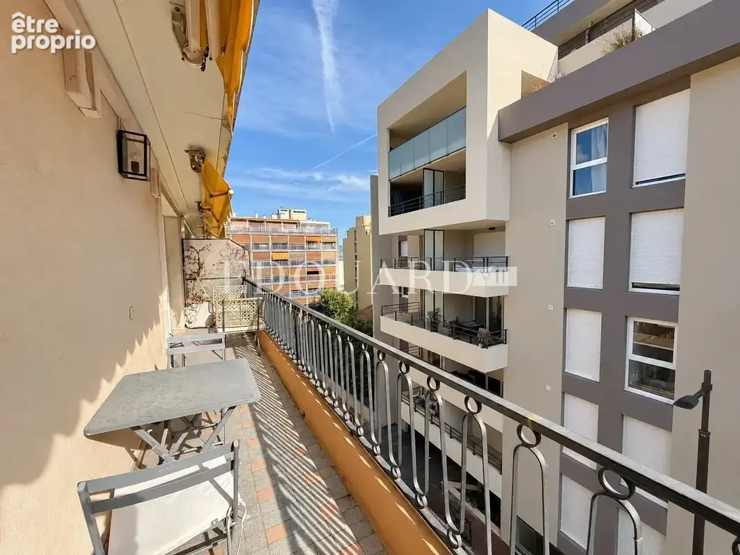 Spacieux trois pièces au troisième et dernier étage avec joli balcon, cave et possibilité garage - photo 16