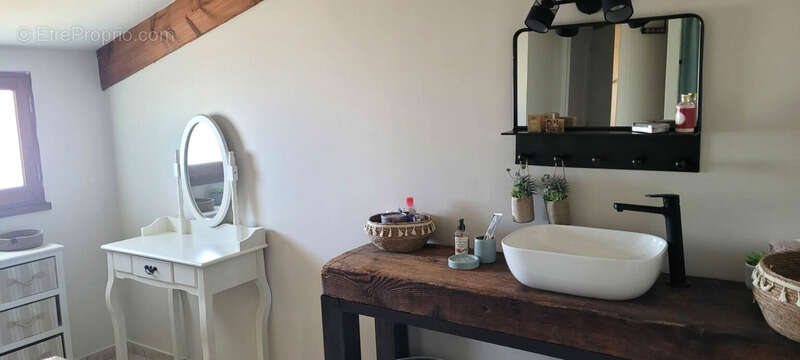 Maison à SAINT-CHRISTOL-LES-ALES