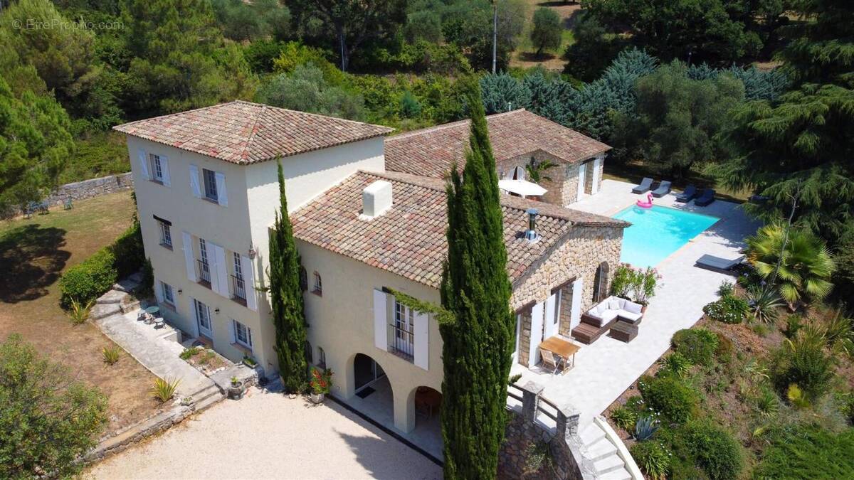 Maison à PEYMEINADE