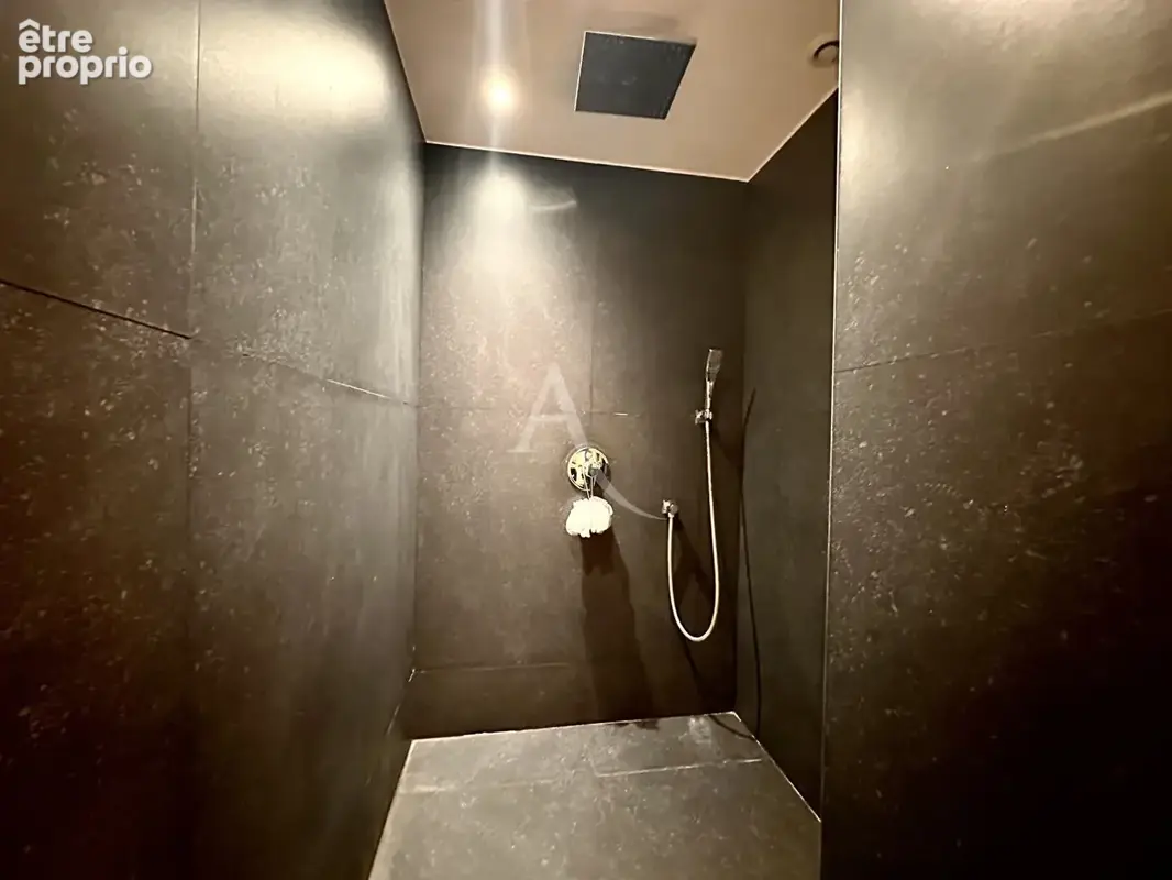 Bel appartement de caractère de 76 m² - photo 7