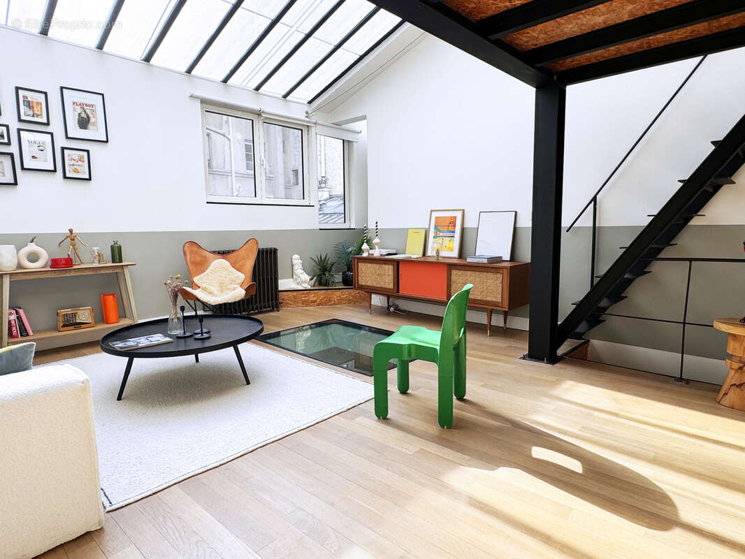 Appartement à PARIS-18E