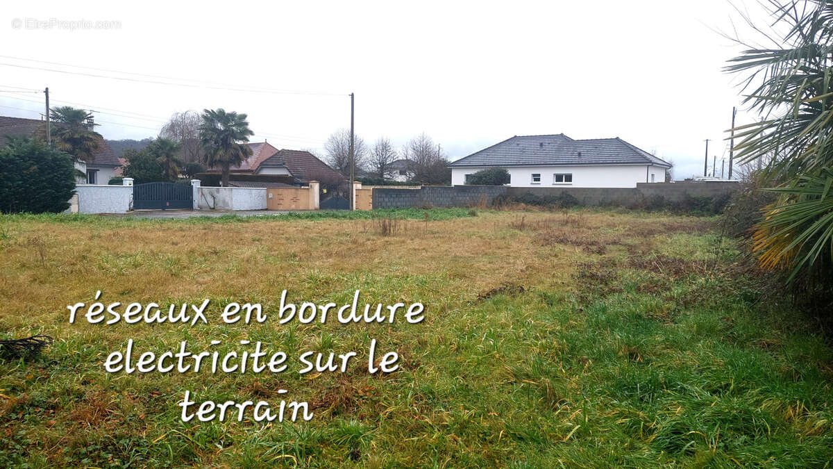 Terrain à MEILLON