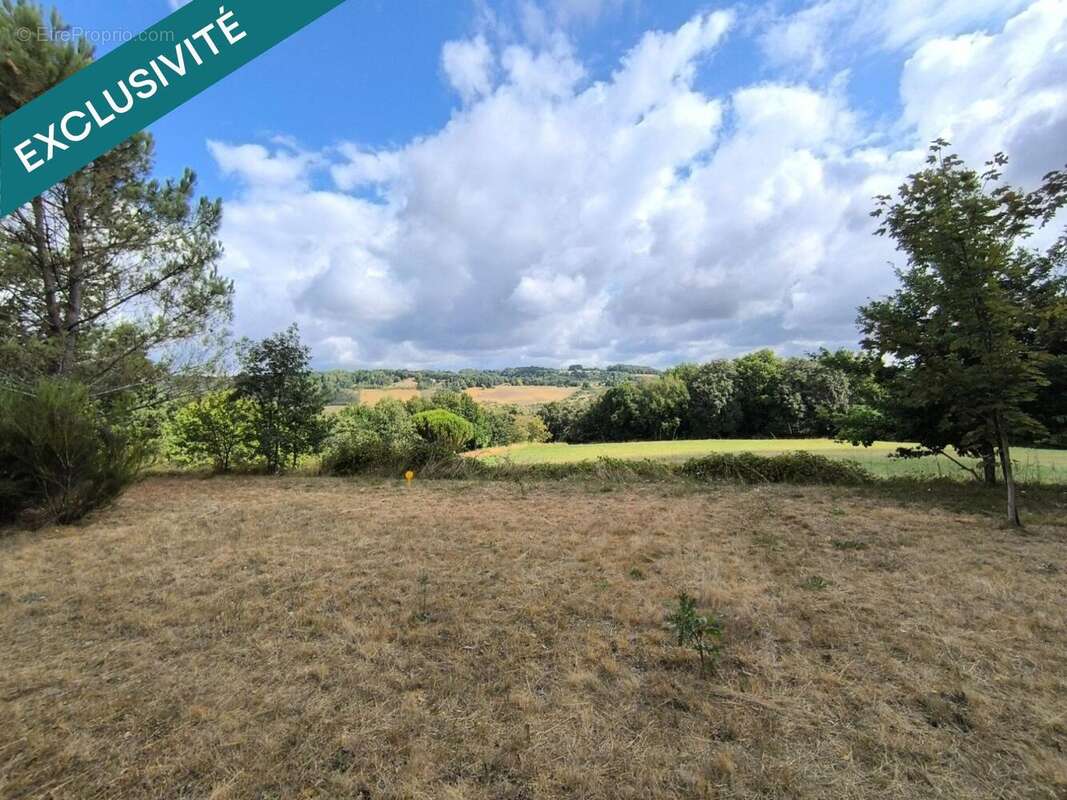 Terrain 1584 m² à Vergt  - photo 3