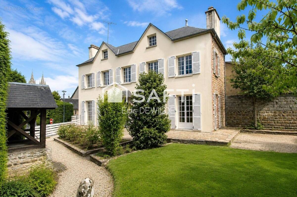 Photo 1 - Maison à SAINT-HILAIRE-DU-HARCOUET