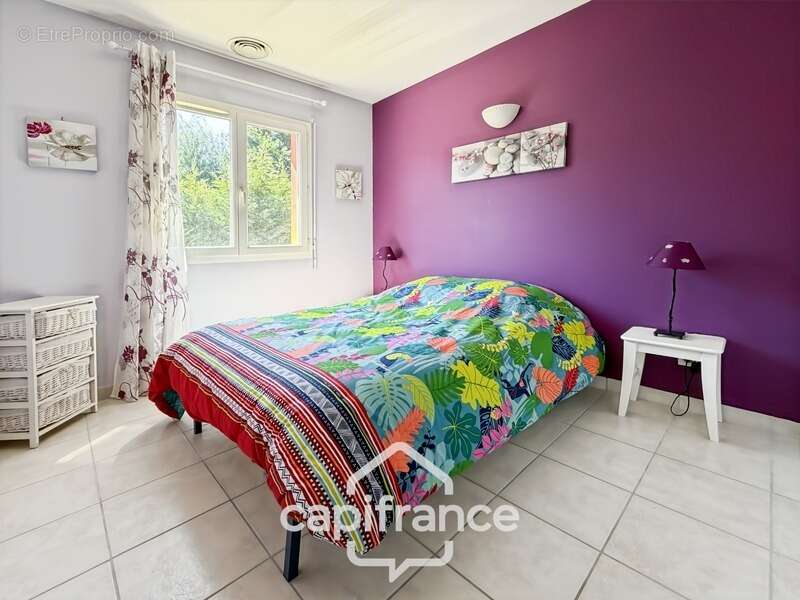 Maison à vendre  de plain-pied avec 6 pièces à SAINT UZE (26) - photo 12