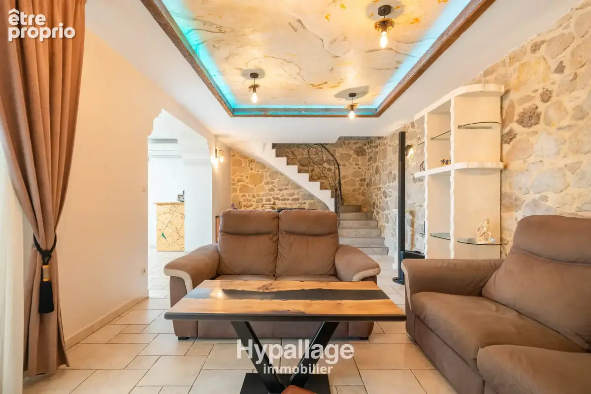 Vend maison type 4/5 garage, jacuzzi, exposition sud 13015 Marseille - photo 13