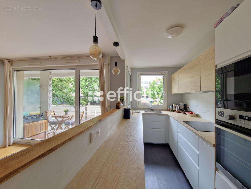 Appartement à ASNIERES-SUR-SEINE