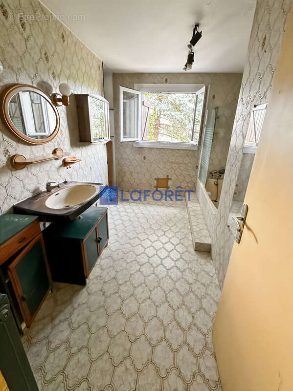 Maison Druye 5 pièce(s) 90 m2 - photo 6