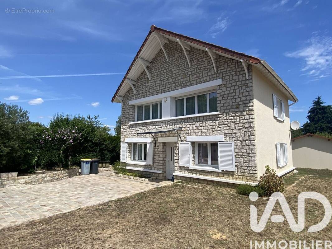 Photo 1 - Maison à LARCHANT