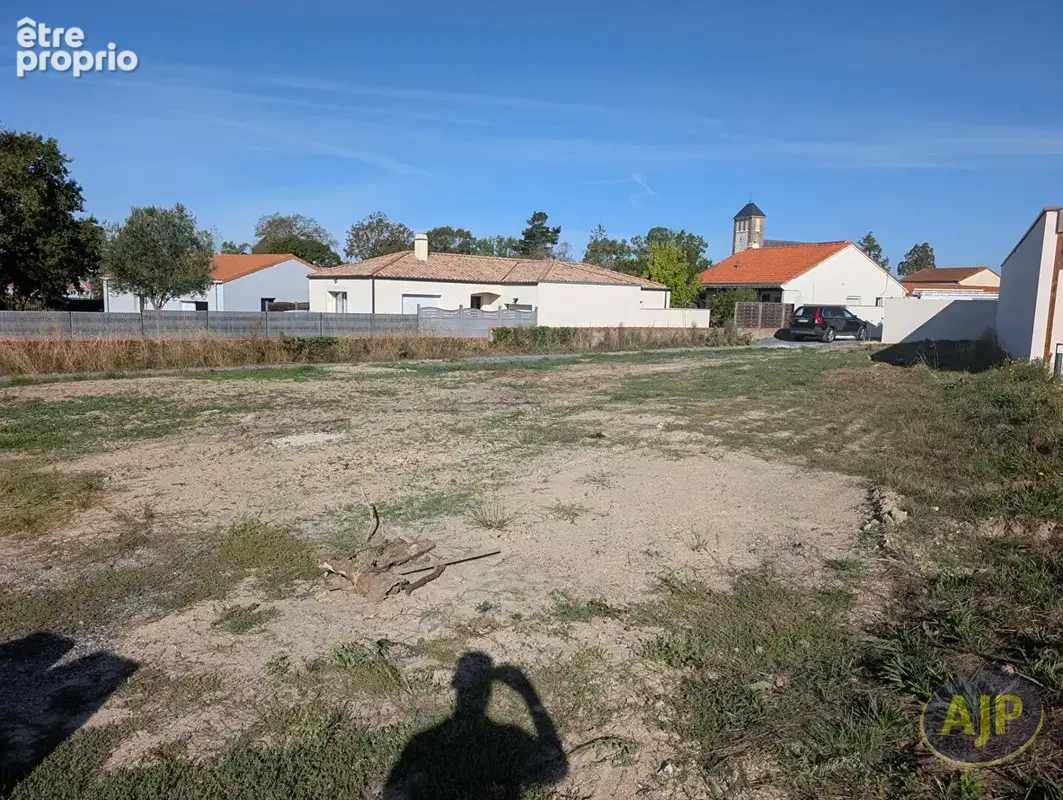 Terrain à bâtir hors lotissement, idéalement situé ! - photo 2