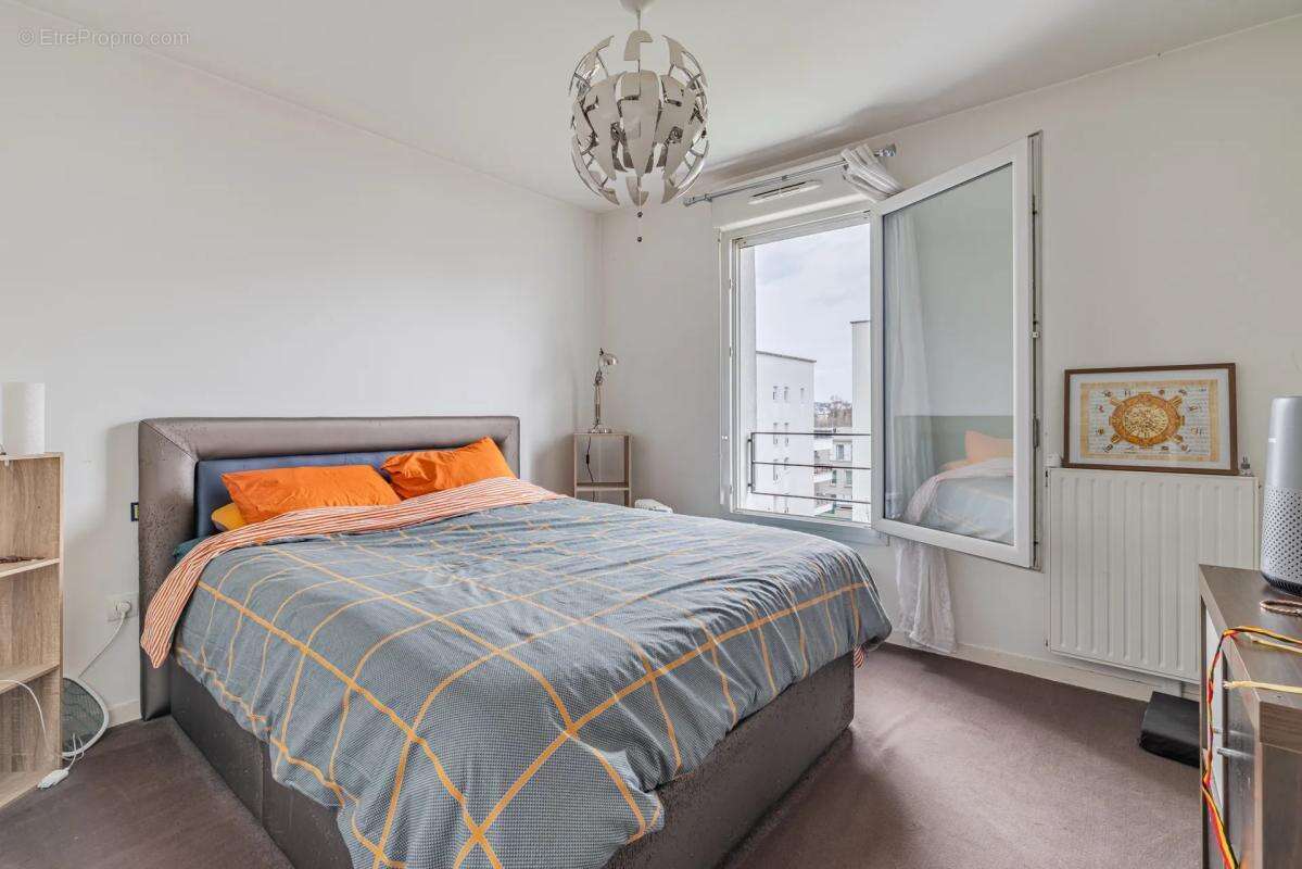 Appartement à STAINS