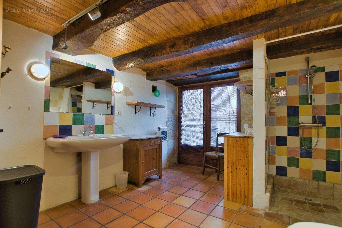 Maison à QUISSAC
