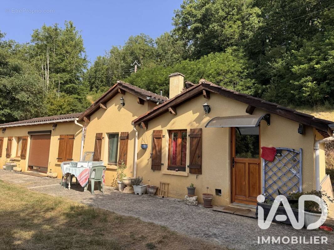 Photo 1 - Maison à SALVIAC