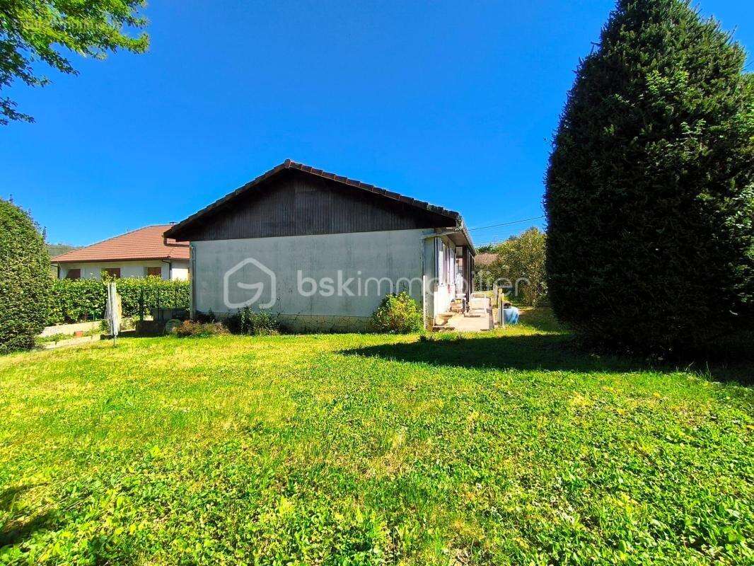 Maison à SEREZIN-DU-RHONE