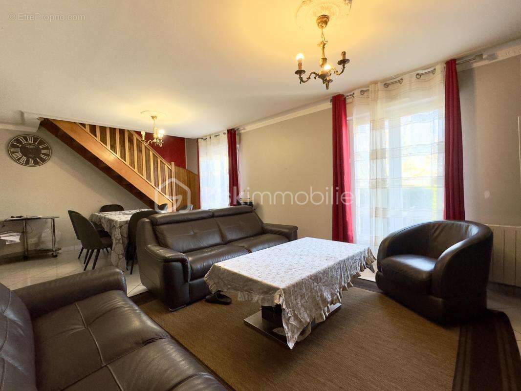 Maison à NANTEUIL-LES-MEAUX