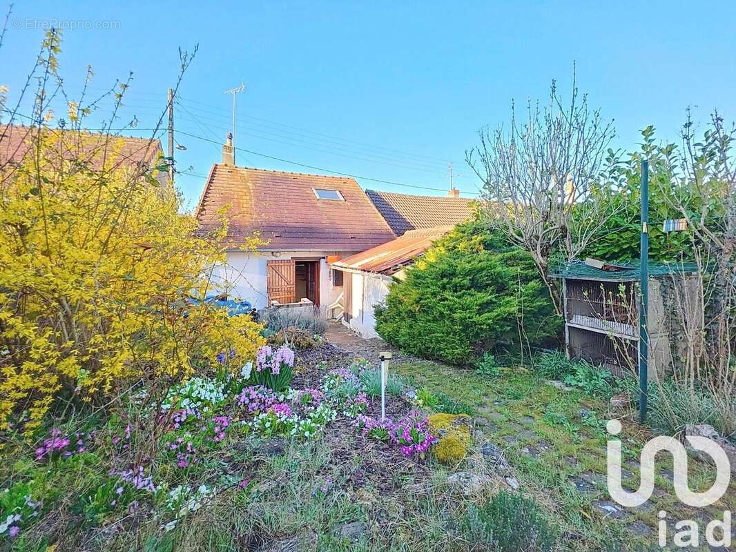 Photo 3 - Maison à COULLONS