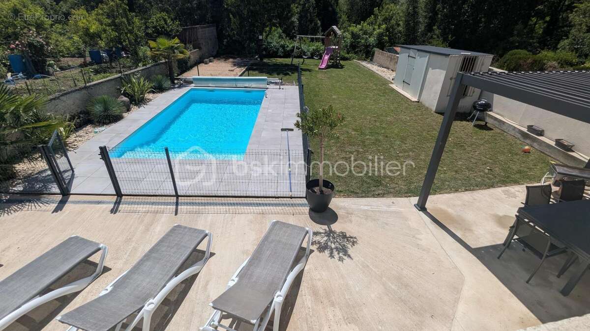 Maison renonvee avec dependance - photo 5