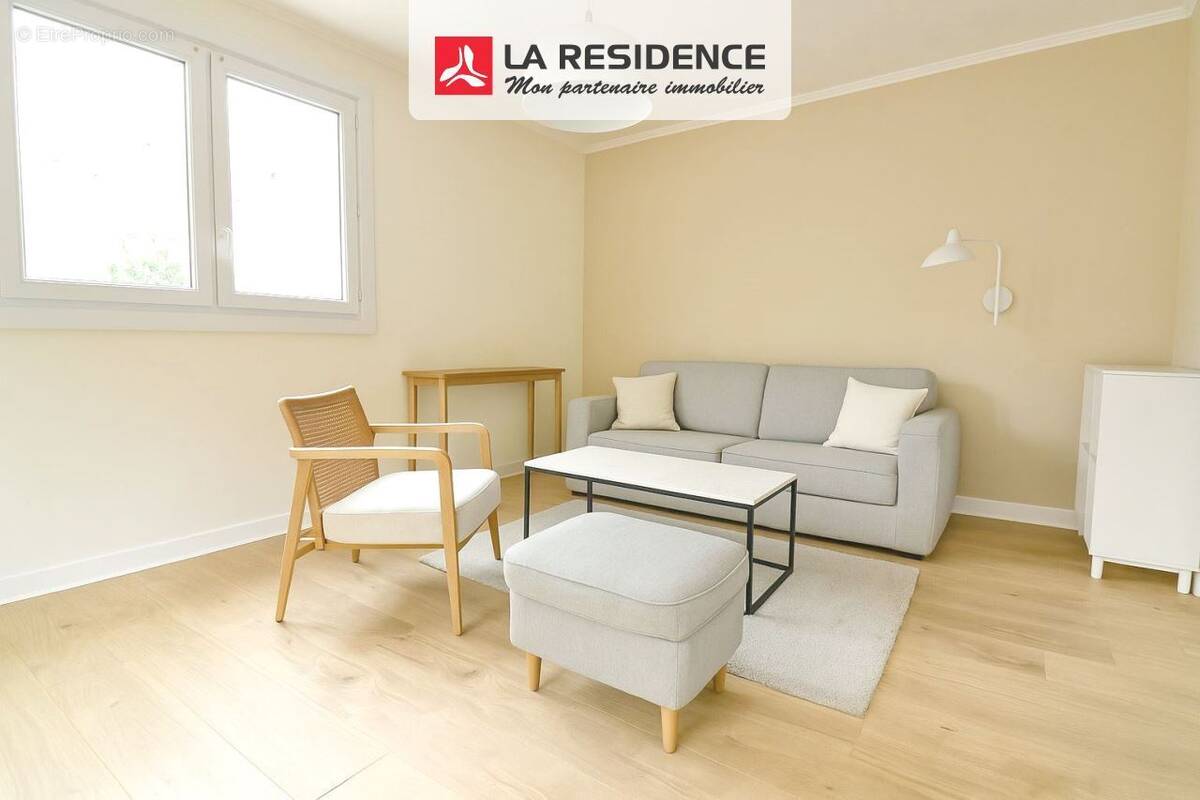 Appartement à VERSAILLES