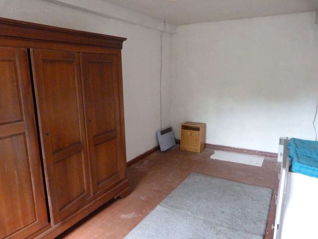 Maison à SAINT-HILAIRE-DE-COURT